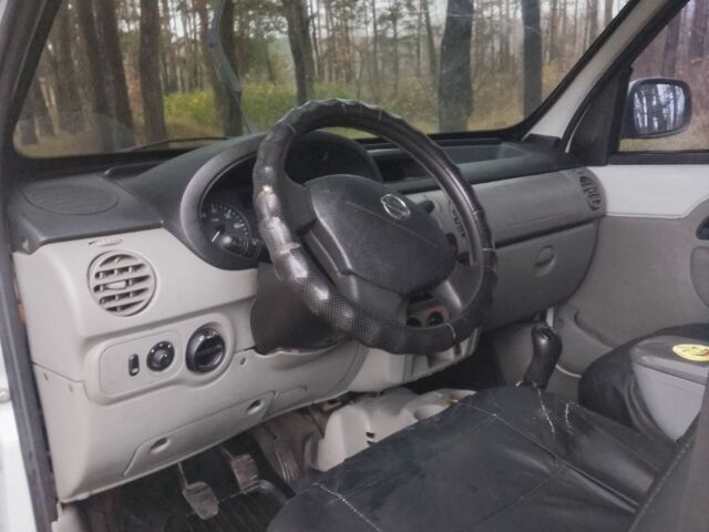 Белый Ниссан Другая, объемом двигателя 1.5 л и пробегом 315 тыс. км за 4900 $, фото 6 на Automoto.ua