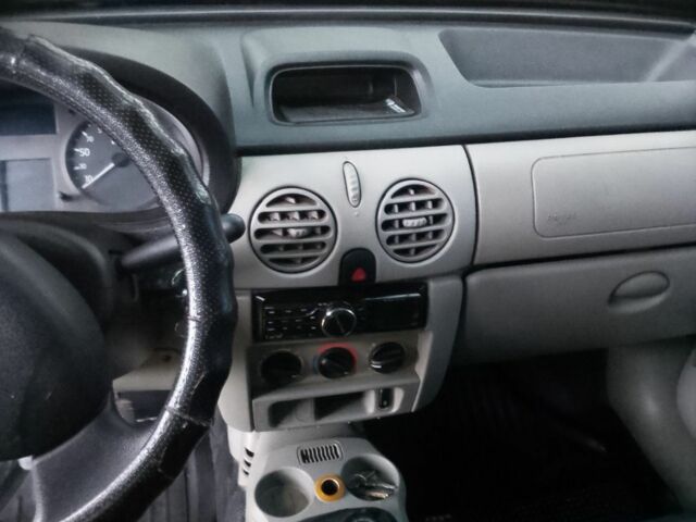 Белый Ниссан Другая, объемом двигателя 1.5 л и пробегом 315 тыс. км за 4900 $, фото 5 на Automoto.ua