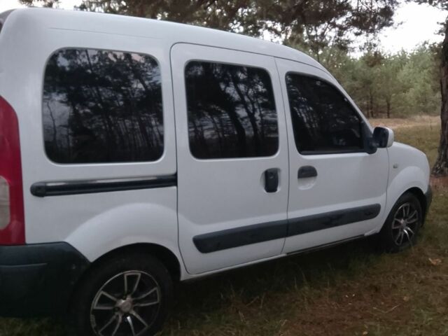 Белый Ниссан Другая, объемом двигателя 1.5 л и пробегом 315 тыс. км за 4900 $, фото 2 на Automoto.ua