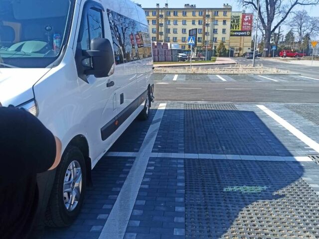 Белый Ниссан Другая, объемом двигателя 2.3 л и пробегом 800 тыс. км за 13800 $, фото 2 на Automoto.ua