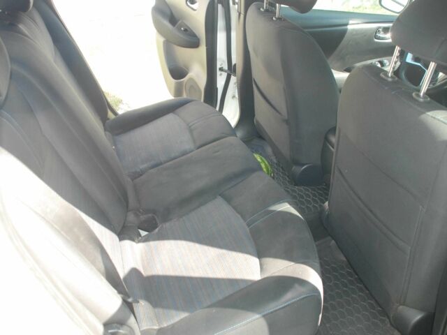 Білий Ніссан Інша, об'ємом двигуна 0 л та пробігом 243 тис. км за 9000 $, фото 10 на Automoto.ua