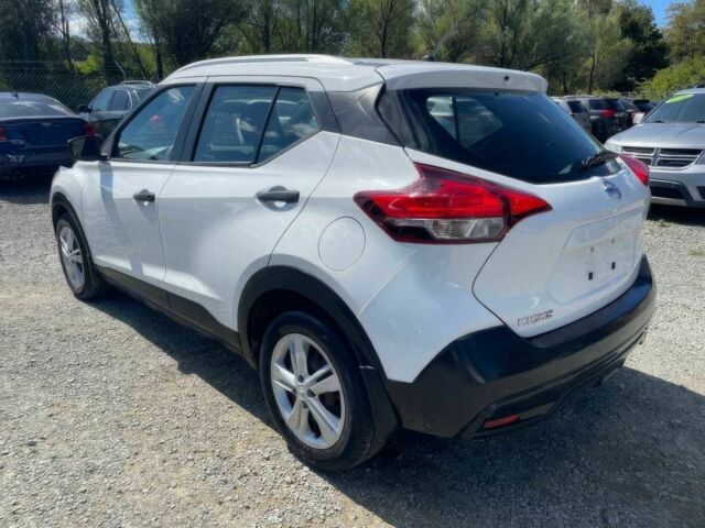 Білий Ніссан Інша, об'ємом двигуна 1.6 л та пробігом 37 тис. км за 3200 $, фото 7 на Automoto.ua