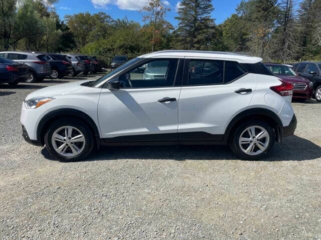 Білий Ніссан Інша, об'ємом двигуна 1.6 л та пробігом 37 тис. км за 3200 $, фото 4 на Automoto.ua