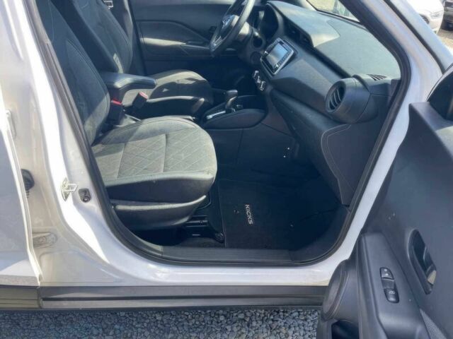 Білий Ніссан Інша, об'ємом двигуна 1.6 л та пробігом 37 тис. км за 3200 $, фото 9 на Automoto.ua