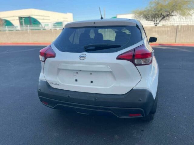 Білий Ніссан Інша, об'ємом двигуна 1.6 л та пробігом 48 тис. км за 10000 $, фото 5 на Automoto.ua