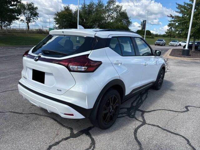 Білий Ніссан Інша, об'ємом двигуна 1.6 л та пробігом 16 тис. км за 12000 $, фото 7 на Automoto.ua