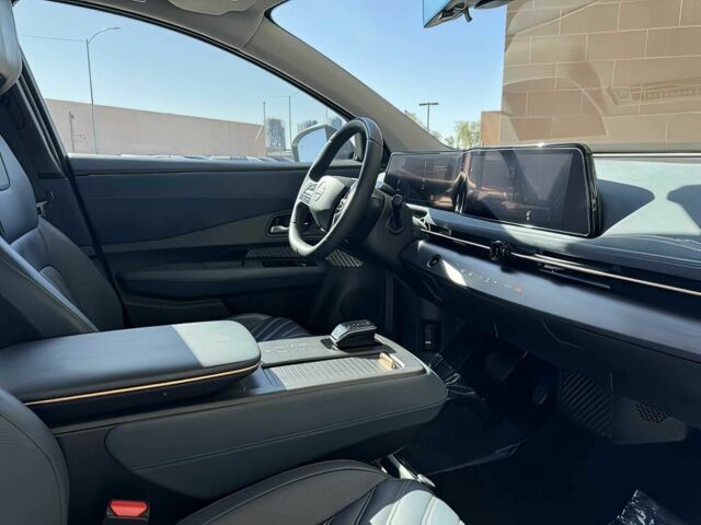 Белый Ниссан Другая, объемом двигателя 0 л и пробегом 20 тыс. км за 18000 $, фото 12 на Automoto.ua