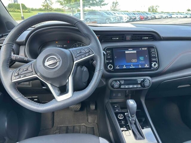 Білий Ніссан Інша, об'ємом двигуна 1.6 л та пробігом 16 тис. км за 12000 $, фото 12 на Automoto.ua