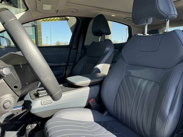 Белый Ниссан Другая, объемом двигателя 0 л и пробегом 20 тыс. км за 18000 $, фото 8 на Automoto.ua