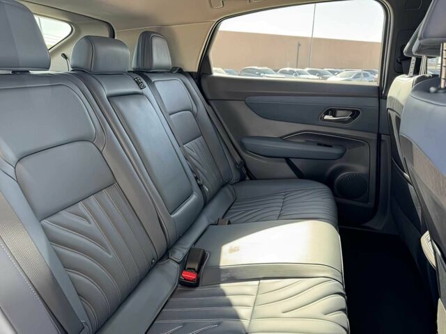 Белый Ниссан Другая, объемом двигателя 0 л и пробегом 20 тыс. км за 18000 $, фото 14 на Automoto.ua