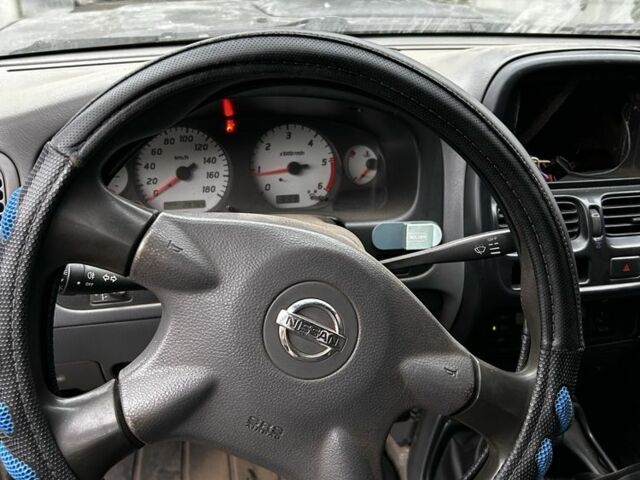 Черный Ниссан Другая, объемом двигателя 2.5 л и пробегом 320 тыс. км за 3933 $, фото 21 на Automoto.ua