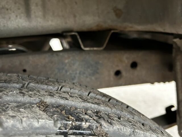 Черный Ниссан Другая, объемом двигателя 2.5 л и пробегом 320 тыс. км за 3933 $, фото 14 на Automoto.ua