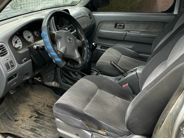 Черный Ниссан Другая, объемом двигателя 2.5 л и пробегом 320 тыс. км за 3933 $, фото 22 на Automoto.ua