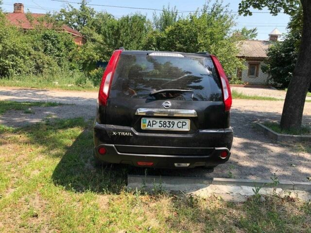 Чорний Ніссан Інша, об'ємом двигуна 2.5 л та пробігом 343 тис. км за 8500 $, фото 5 на Automoto.ua