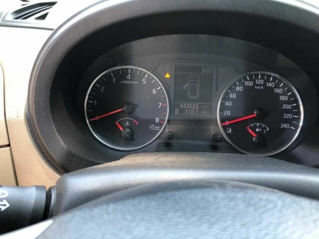 Чорний Ніссан Інша, об'ємом двигуна 2.5 л та пробігом 343 тис. км за 8500 $, фото 11 на Automoto.ua