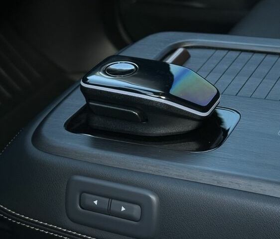 Черный Ниссан Другая, объемом двигателя 0 л и пробегом 2 тыс. км за 28500 $, фото 6 на Automoto.ua