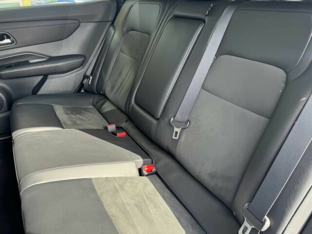 Черный Ниссан Другая, объемом двигателя 0 л и пробегом 27 тыс. км за 22500 $, фото 9 на Automoto.ua