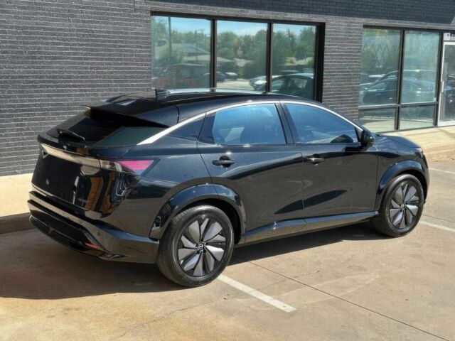 Чорний Ніссан Інша, об'ємом двигуна 0 л та пробігом 12 тис. км за 15000 $, фото 4 на Automoto.ua