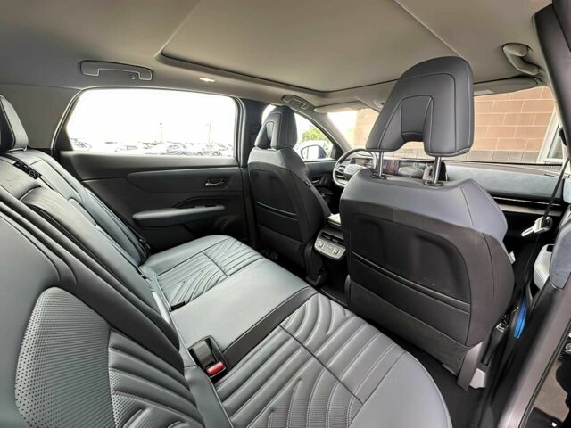 Чорний Ніссан Інша, об'ємом двигуна 0 л та пробігом 25 тис. км за 18400 $, фото 11 на Automoto.ua