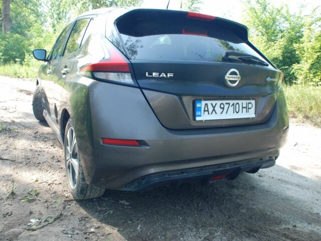 Коричневый Ниссан Другая, объемом двигателя 0 л и пробегом 395 тыс. км за 8000 $, фото 3 на Automoto.ua