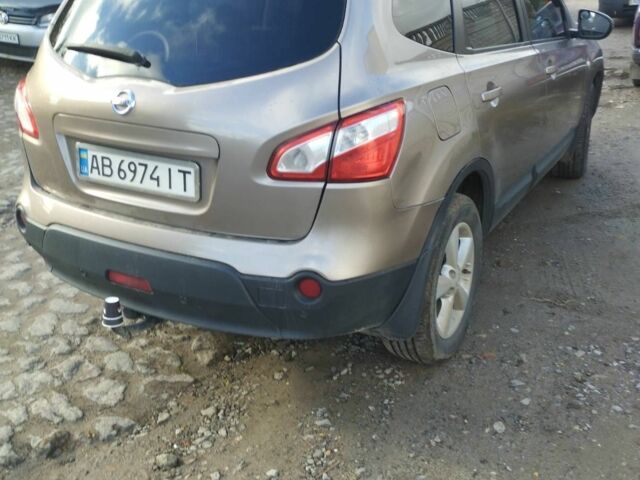 Коричневий Ніссан Інша, об'ємом двигуна 1.6 л та пробігом 400 тис. км за 10500 $, фото 2 на Automoto.ua