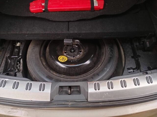 Коричневий Ніссан Інша, об'ємом двигуна 1.6 л та пробігом 400 тис. км за 10500 $, фото 7 на Automoto.ua