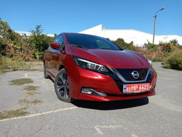 Червоний Ніссан Інша, об'ємом двигуна 0 л та пробігом 117 тис. км за 14500 $, фото 1 на Automoto.ua