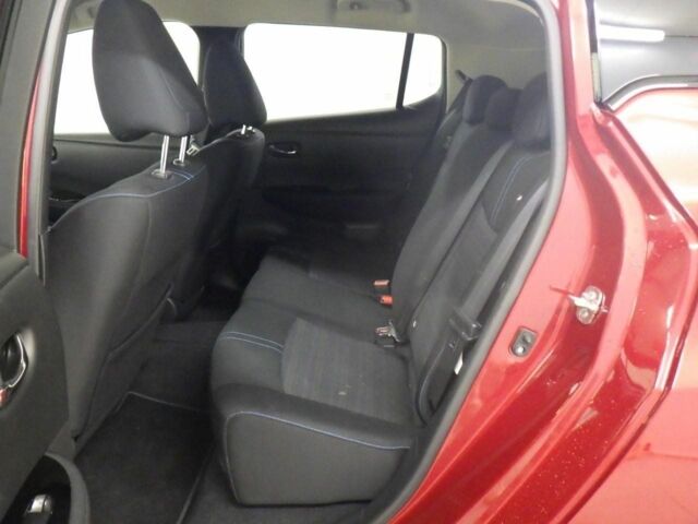 Червоний Ніссан Інша, об'ємом двигуна 0 л та пробігом 117 тис. км за 14500 $, фото 7 на Automoto.ua