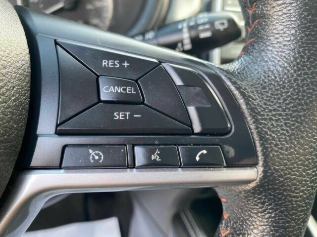 Красный Ниссан Другая, объемом двигателя 1.6 л и пробегом 45 тыс. км за 3200 $, фото 8 на Automoto.ua