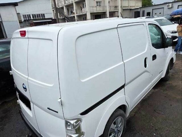 Ніссан Інша, об'ємом двигуна 0 л та пробігом 0 тис. км за 4800 $, фото 3 на Automoto.ua