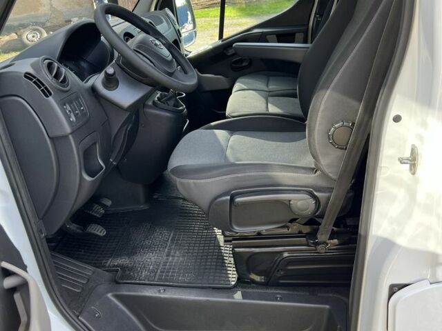 Ниссан Другая, объемом двигателя 2.3 л и пробегом 0 тыс. км за 15700 $, фото 4 на Automoto.ua