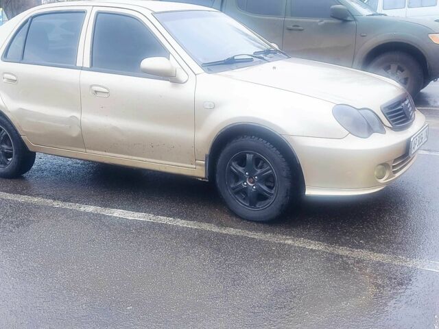 Жовтий Ніссан Інша, об'ємом двигуна 1.5 л та пробігом 210 тис. км за 1900 $, фото 3 на Automoto.ua