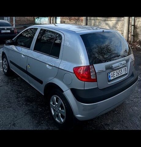 Сірий Ніссан Інша, об'ємом двигуна 1.4 л та пробігом 89 тис. км за 550 $, фото 2 на Automoto.ua
