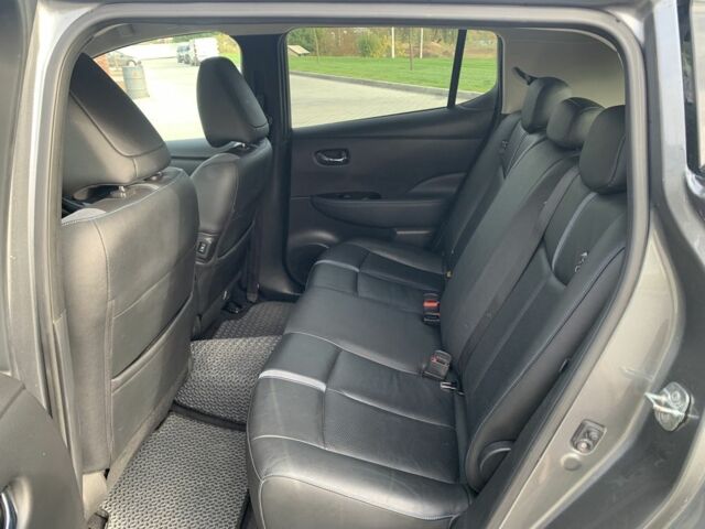 Сірий Ніссан Інша, об'ємом двигуна 0 л та пробігом 104 тис. км за 12900 $, фото 7 на Automoto.ua