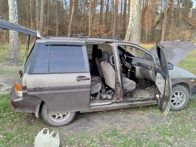 Серый Ниссан Другая, объемом двигателя 2 л и пробегом 544 тыс. км за 1600 $, фото 9 на Automoto.ua