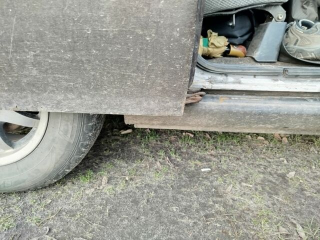 Серый Ниссан Другая, объемом двигателя 2 л и пробегом 544 тыс. км за 1600 $, фото 5 на Automoto.ua