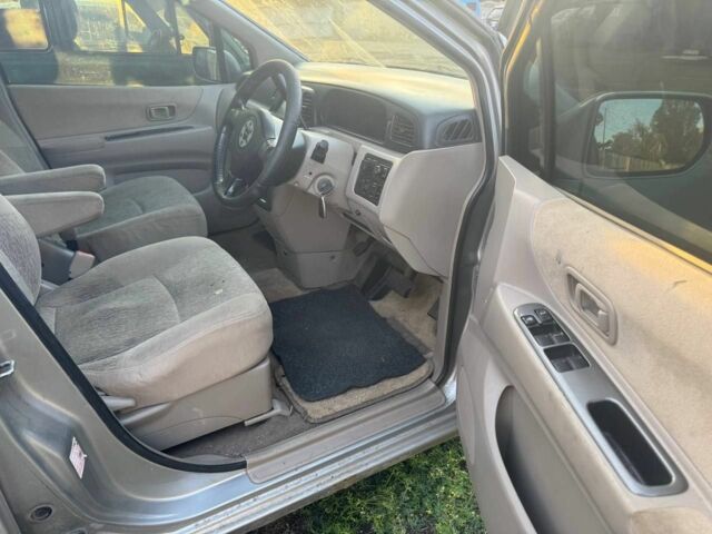 Серый Ниссан Другая, объемом двигателя 1.8 л и пробегом 200 тыс. км за 1200 $, фото 11 на Automoto.ua