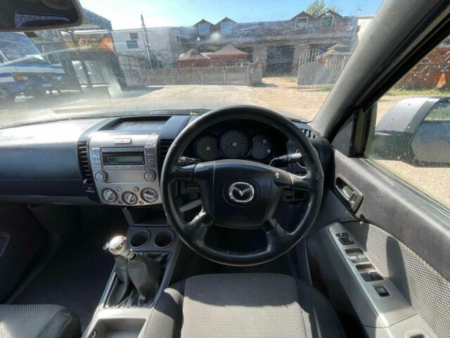 Сірий Ніссан Інша, об'ємом двигуна 0 л та пробігом 134 тис. км за 5800 $, фото 10 на Automoto.ua