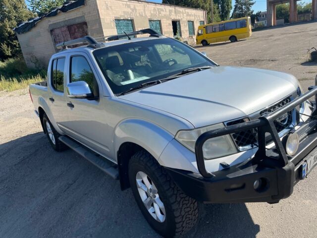 Сірий Ніссан Інша, об'ємом двигуна 2.5 л та пробігом 359 тис. км за 10800 $, фото 7 на Automoto.ua