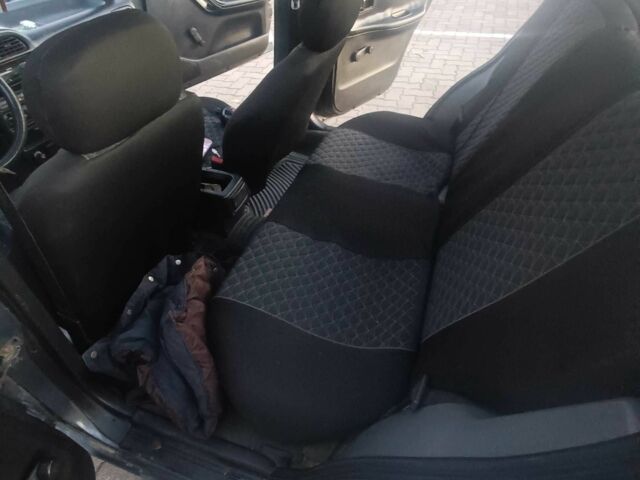 Сірий Ніссан Інша, об'ємом двигуна 1.4 л та пробігом 174 тис. км за 2200 $, фото 7 на Automoto.ua