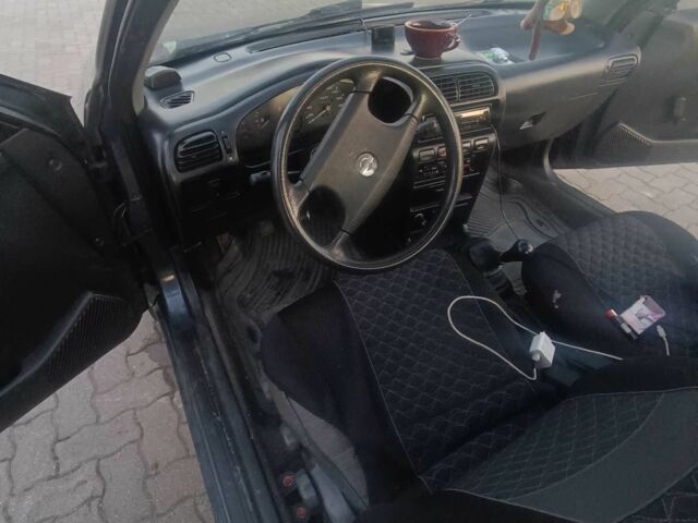 Сірий Ніссан Інша, об'ємом двигуна 1.4 л та пробігом 174 тис. км за 2200 $, фото 6 на Automoto.ua