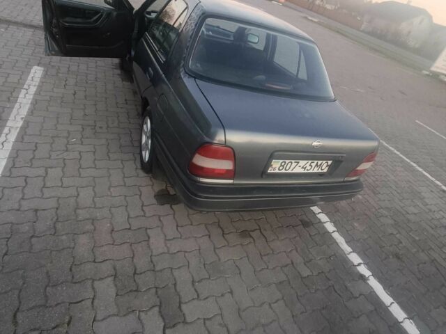 Сірий Ніссан Інша, об'ємом двигуна 1.4 л та пробігом 174 тис. км за 2200 $, фото 1 на Automoto.ua