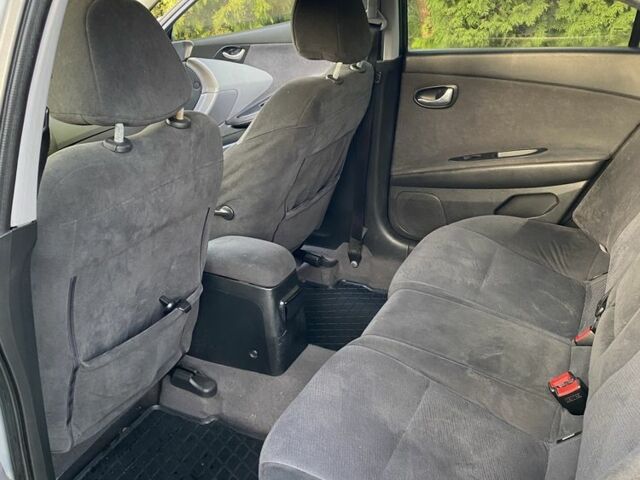 Сірий Ніссан Інша, об'ємом двигуна 2 л та пробігом 318 тис. км за 3700 $, фото 13 на Automoto.ua