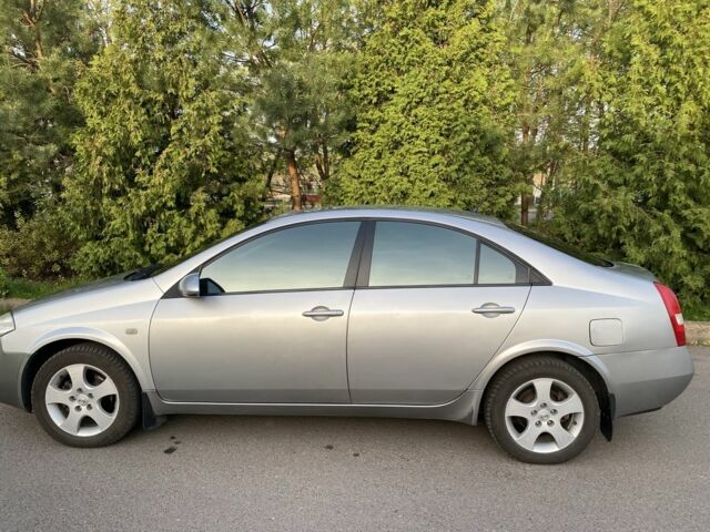 Сірий Ніссан Інша, об'ємом двигуна 2 л та пробігом 318 тис. км за 3700 $, фото 2 на Automoto.ua