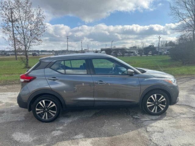 Серый Ниссан Другая, объемом двигателя 1.6 л и пробегом 33 тыс. км за 5500 $, фото 3 на Automoto.ua