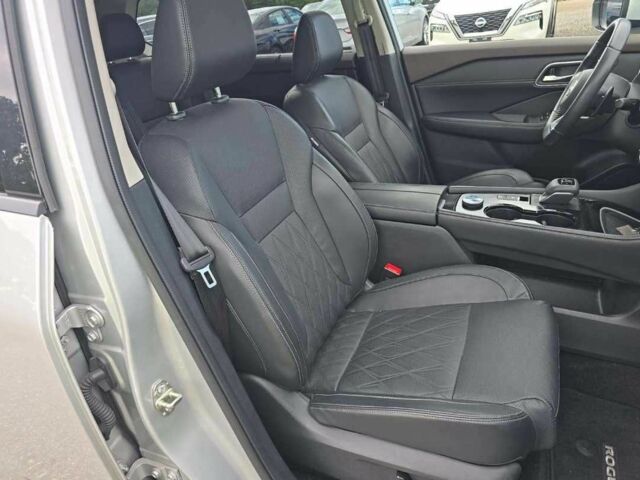 Сірий Ніссан Інша, об'ємом двигуна 0 л та пробігом 23 тис. км за 28000 $, фото 8 на Automoto.ua