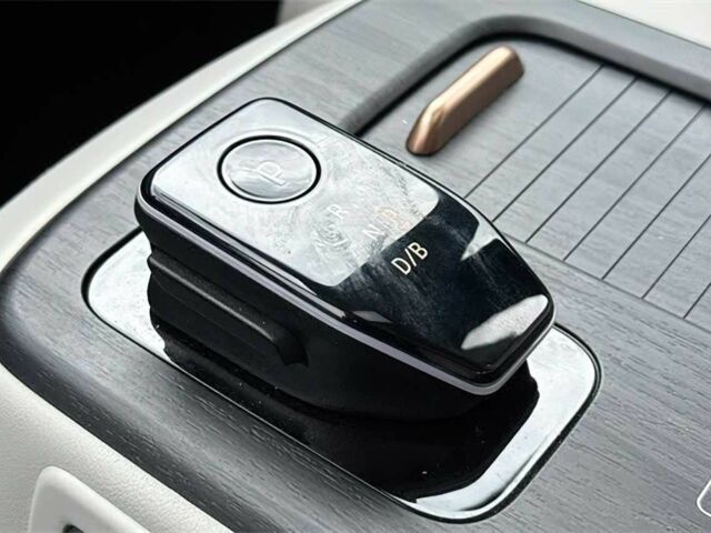 Сірий Ніссан Інша, об'ємом двигуна 0 л та пробігом 19 тис. км за 18000 $, фото 7 на Automoto.ua