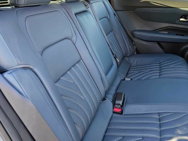 Сірий Ніссан Інша, об'ємом двигуна 0 л та пробігом 12 тис. км за 28000 $, фото 11 на Automoto.ua