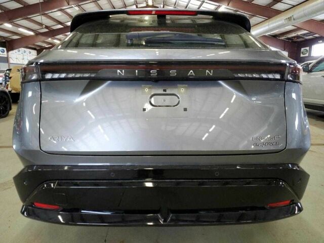 Серый Ниссан Другая, объемом двигателя 0 л и пробегом 34 тыс. км за 22000 $, фото 5 на Automoto.ua