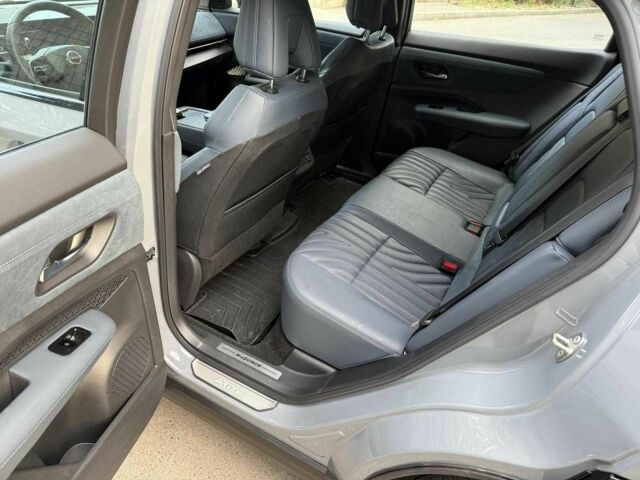 Сірий Ніссан Інша, об'ємом двигуна 0 л та пробігом 10 тис. км за 18600 $, фото 5 на Automoto.ua